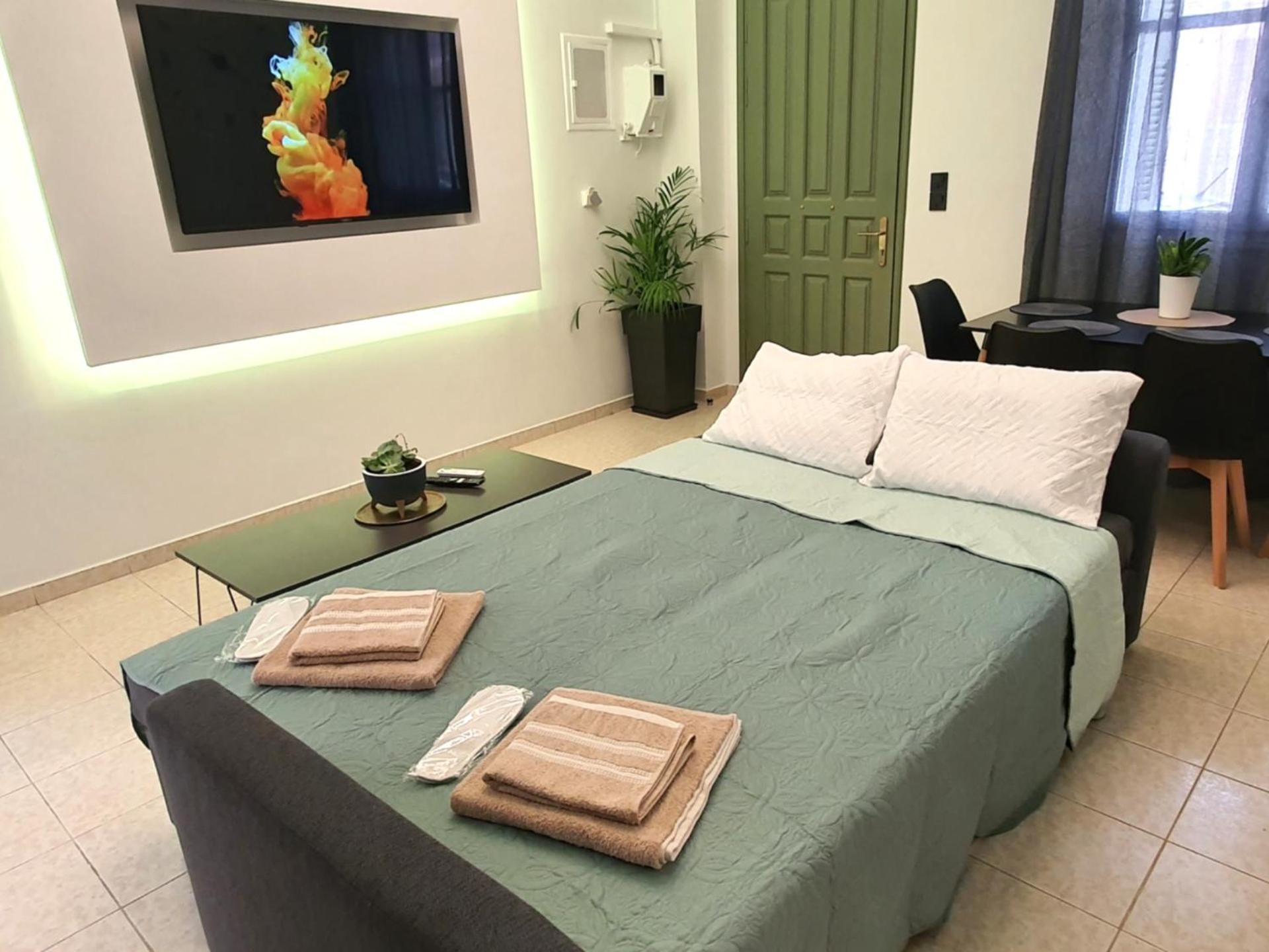 Giolanda Patrasso - Modern Apartment In The Center Of 파트라 외부 사진